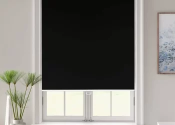 راه حل یک مشکل: چگونه اتاق را کاملا تاریک کنیم؟