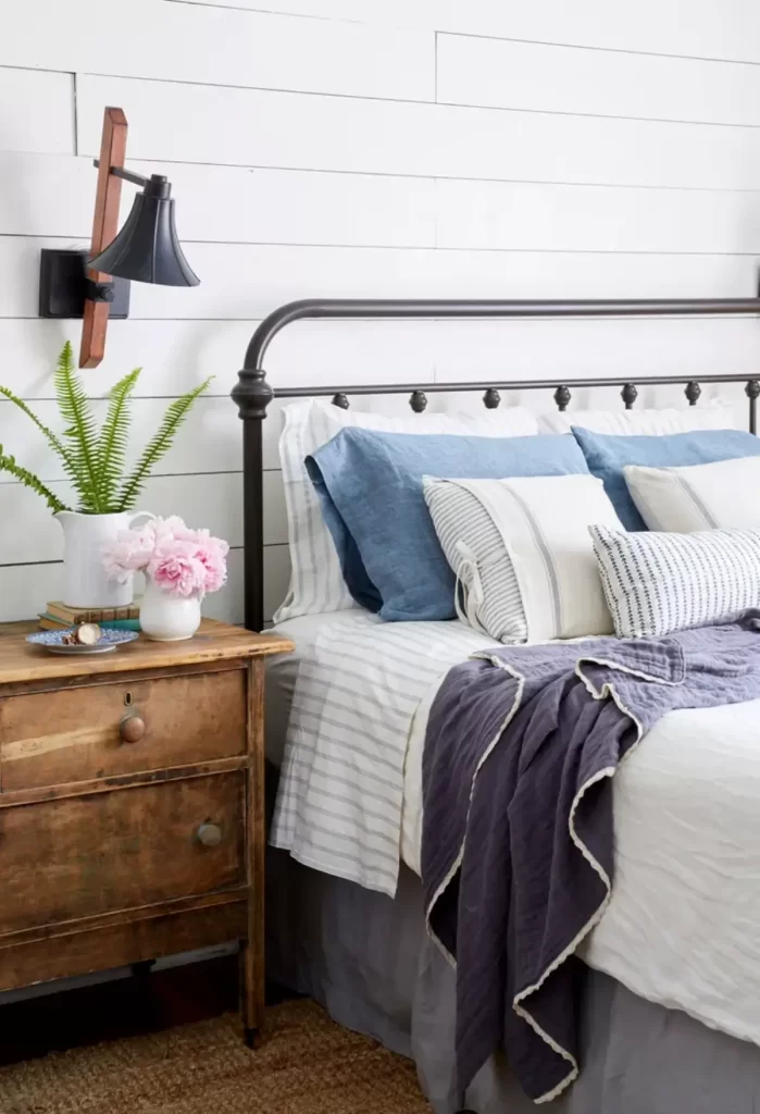 20 مدل طراحی جدید اتاق خواب با سبک روستیک - اتاقی دلنشین و بی‌آلایش