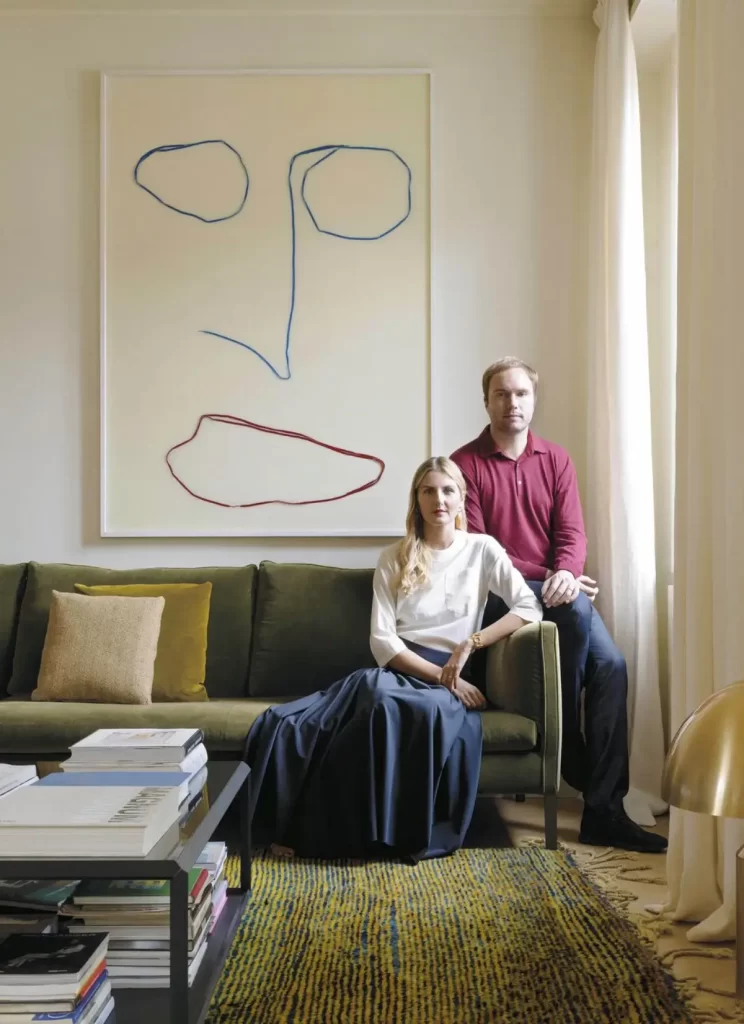 جیووانی مولتنی و همسرش در خانه بازسازی شده شان در میلان