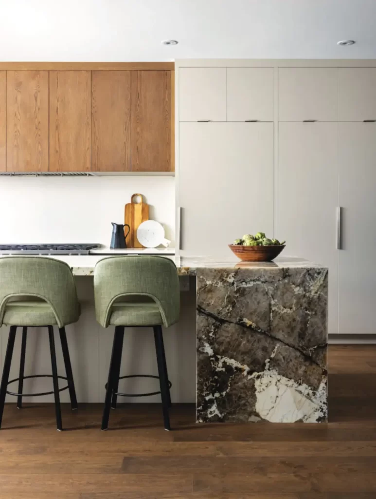 طراحی آشپزخانه با کاربرد سنگ برای کانتر