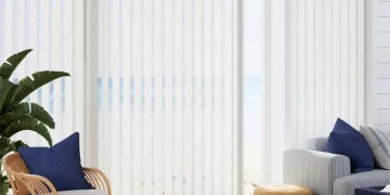 چرا پرده ورتیکال برای پذیرایی مناسب است؟ 6مزیت مهم پرده ورتیکال پذیرایی