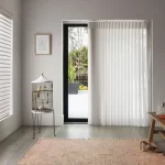 پرده پذیرایی ساده خونه رو مرتب تر نشون میده