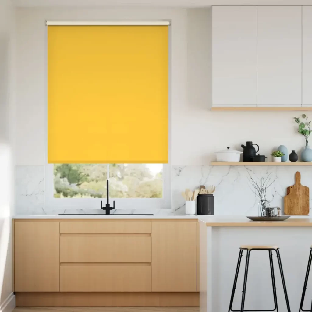 پرده آشپزخانه به رنگ زرد