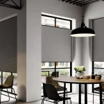 پرده پلیسه ظاهر مدرن و باوقاری داره