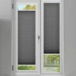 پرده پلیسه با نصب داخل قاب